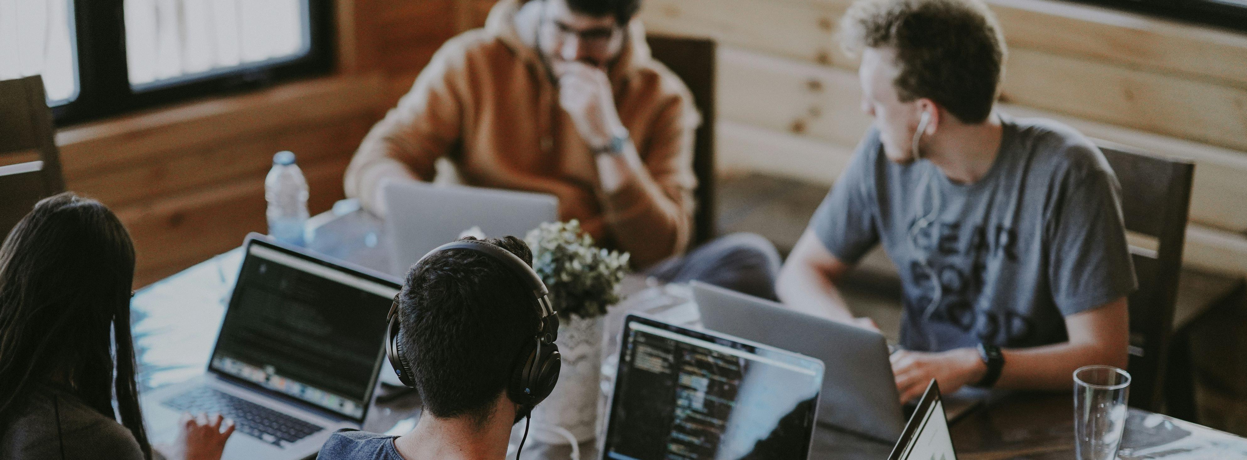 Upcoming LCDS Seminar: Dr Alejandro Espinosa-Rada on Identification with Informal Social Groups