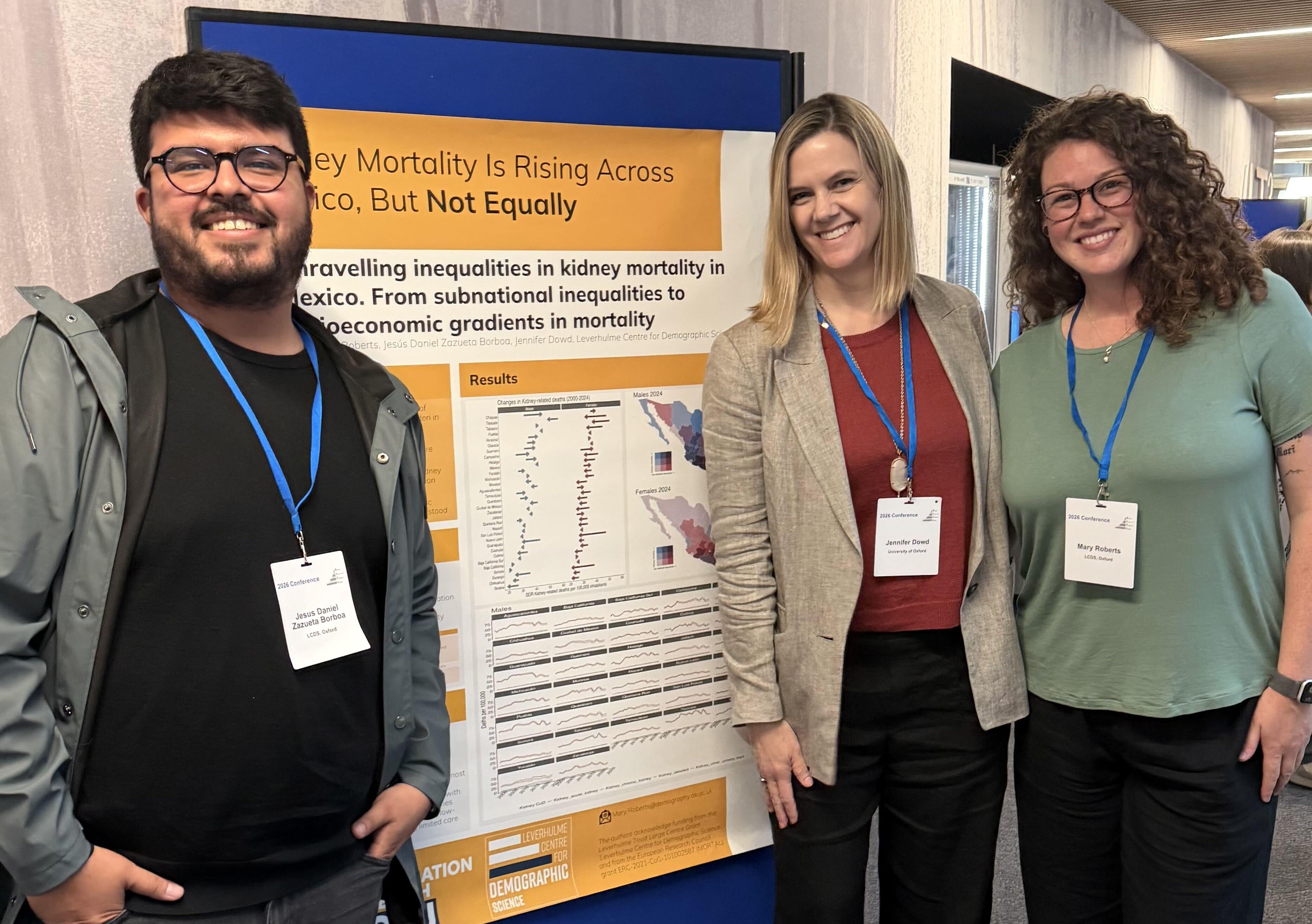 LCDS researchers Dr Jesús-Daniel Zazueta-Borboa, Professor Jennifer Dowd and Dr Mary Roberts (from left to right) in front of their award-winning poster “Kidney Mortality is Rising Across Mexico, But Not Equally.”