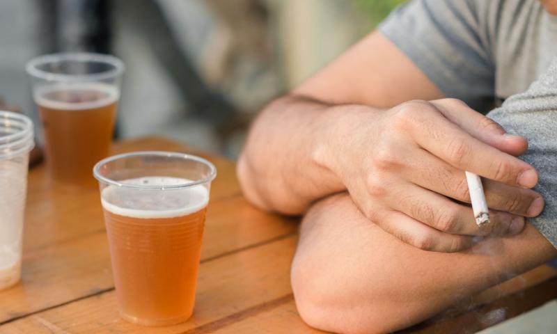 Lifestyle factors help explain why educational inequalities in life expectancy are larger among men